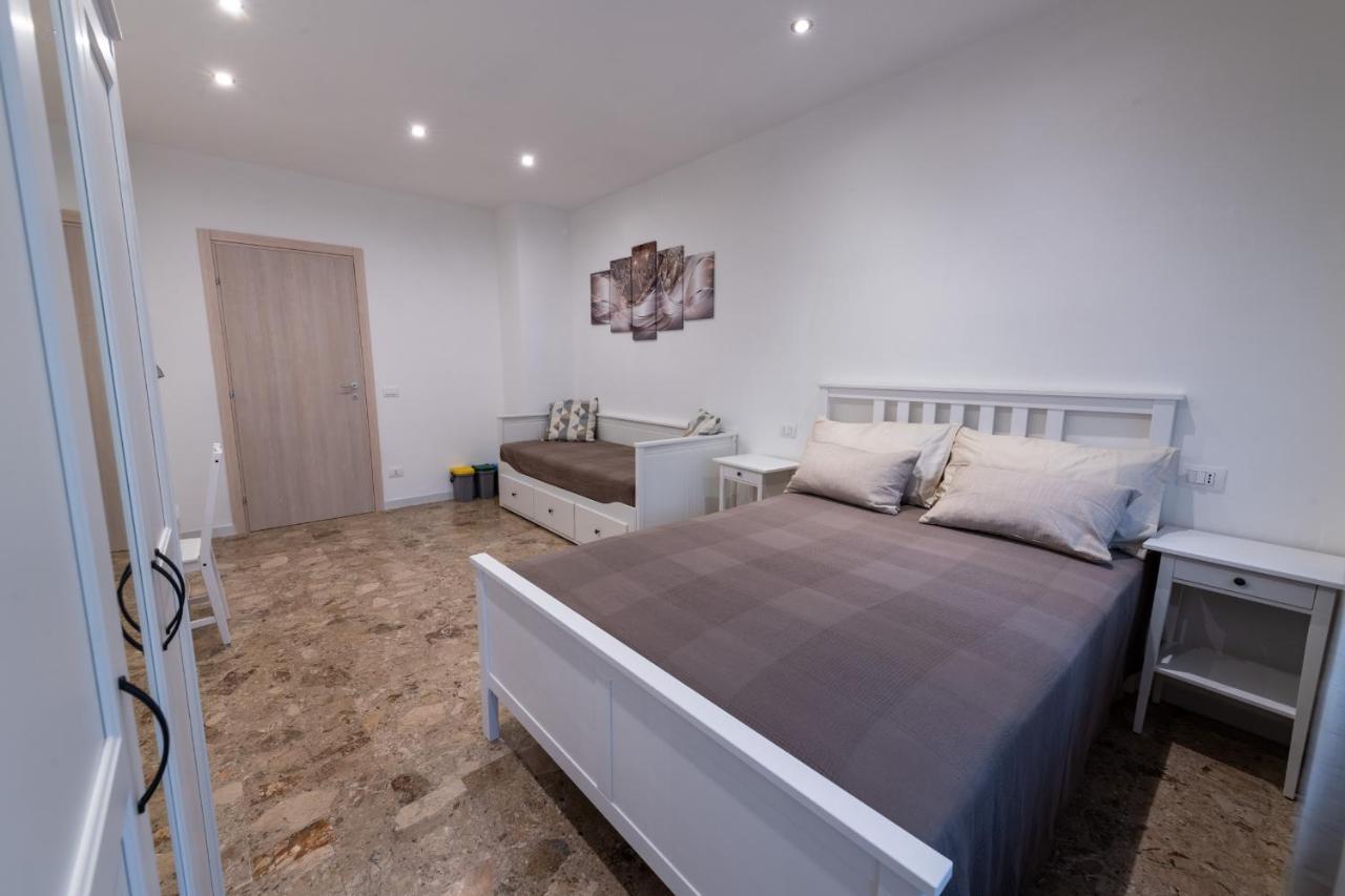Апартаменты Casa Rosa Beige E Blu Рим Экстерьер фото