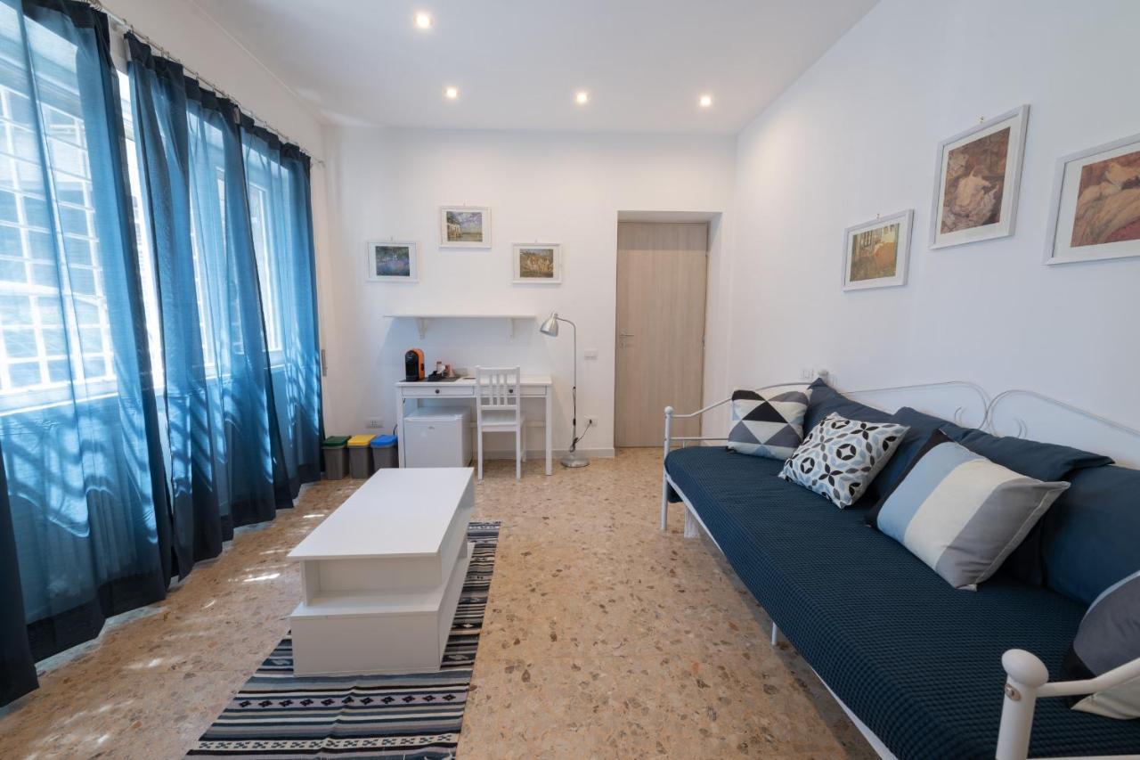 Апартаменты Casa Rosa Beige E Blu Рим Экстерьер фото
